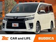 2014 TOYOTA VOXY