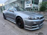 2002 NISSAN SKYLINE