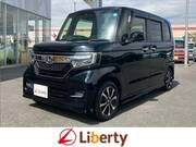 2017 HONDA N-BOX CUSTOM
