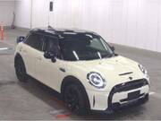 2022 BMW MINI