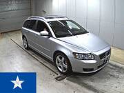 2012 VOLVO V50