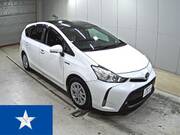2015 TOYOTA PRIUS ALPHA S