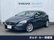 2016 VOLVO V40
