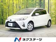 2017 TOYOTA VITZ HYBRID　F