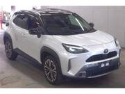 2022 TOYOTA YARIS CROSS