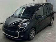 2023 TOYOTA SIENTA