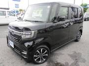 2018 HONDA N-BOX CUSTOM