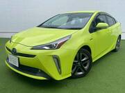 2019 TOYOTA PRIUS