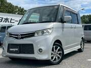 2010 NISSAN ROOX