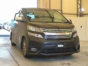 2010 TOYOTA VELLFIRE