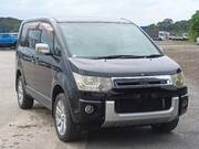 2010 MITSUBISHI DELICA D5