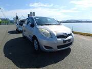 2010 TOYOTA VITZ F