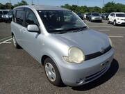 2003 TOYOTA SIENTA X