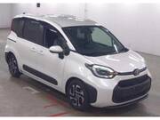 2023 TOYOTA SIENTA