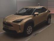 2022 TOYOTA YARIS CROSS