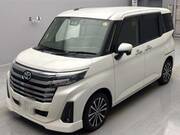 2022 TOYOTA ROOMY