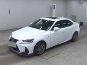 2017 LEXUS IS