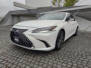 2022 LEXUS ES