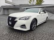 2017 TOYOTA CROWN