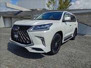2017 LEXUS LX LX570