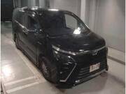 2018 TOYOTA VOXY