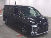 2022 TOYOTA VOXY