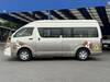 TOYOTA HIACE COMMUTER