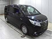 2014 TOYOTA NOAH