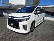 2016 TOYOTA VOXY
