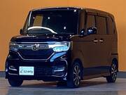 2017 HONDA N-BOX CUSTOM