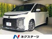 2022 TOYOTA VOXY
