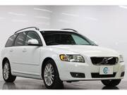 2011 VOLVO V50
