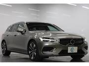 2021 VOLVO V60