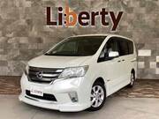 2013 NISSAN SERENA