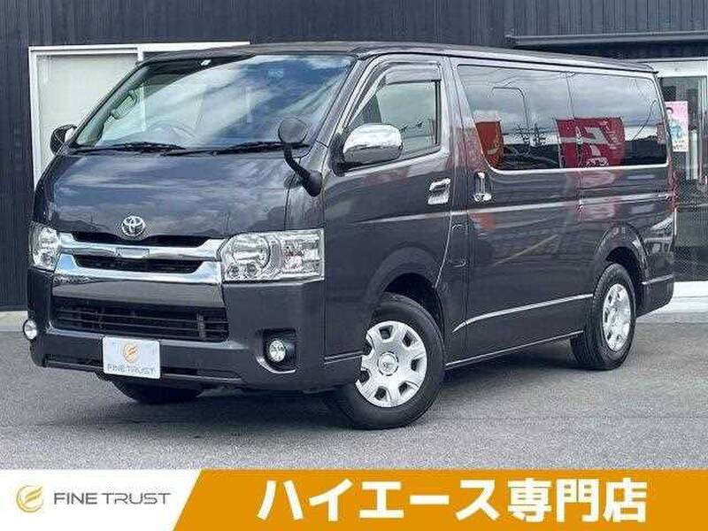 -HIACE VAN