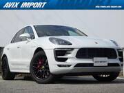 2016 PORSCHE MACAN