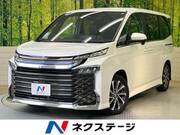 2022 TOYOTA VOXY
