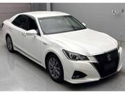 2016 TOYOTA CROWN HYBRID