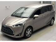 2020 TOYOTA SIENTA