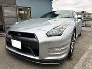 2012 NISSAN GT-R