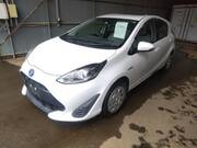 2017 TOYOTA AQUA L