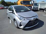 2019 TOYOTA VITZ F