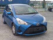 2017 TOYOTA VITZ F