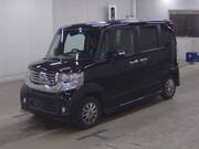 2015 HONDA N-BOX CUSTOM
