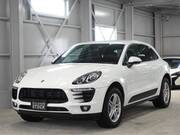 2016 PORSCHE MACAN