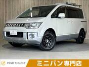 2012 MITSUBISHI DELICA D5