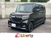 2017 HONDA N-BOX CUSTOM