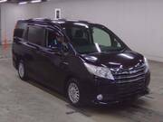 2014 TOYOTA NOAH