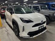 2022 TOYOTA YARIS CROSS HYBRID Z