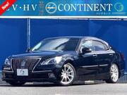 2014 TOYOTA CROWN ROYAL SALOON